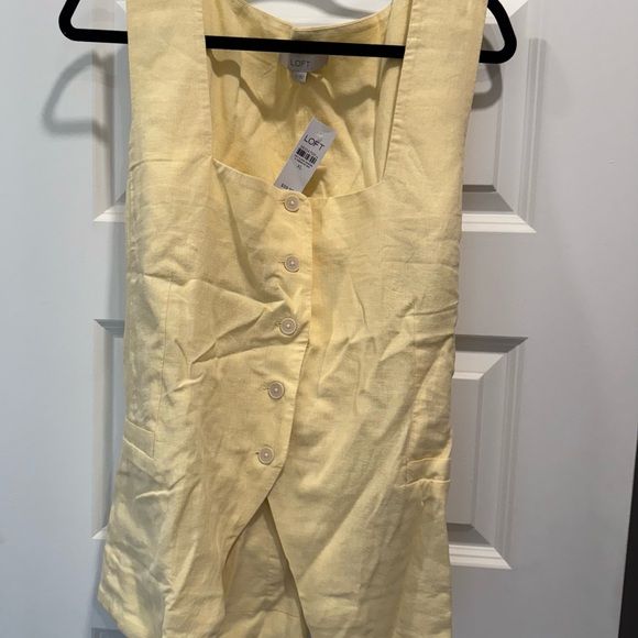 LOFT Light Yellow Sleeveless Vest Blouse - Picture 2 of 3